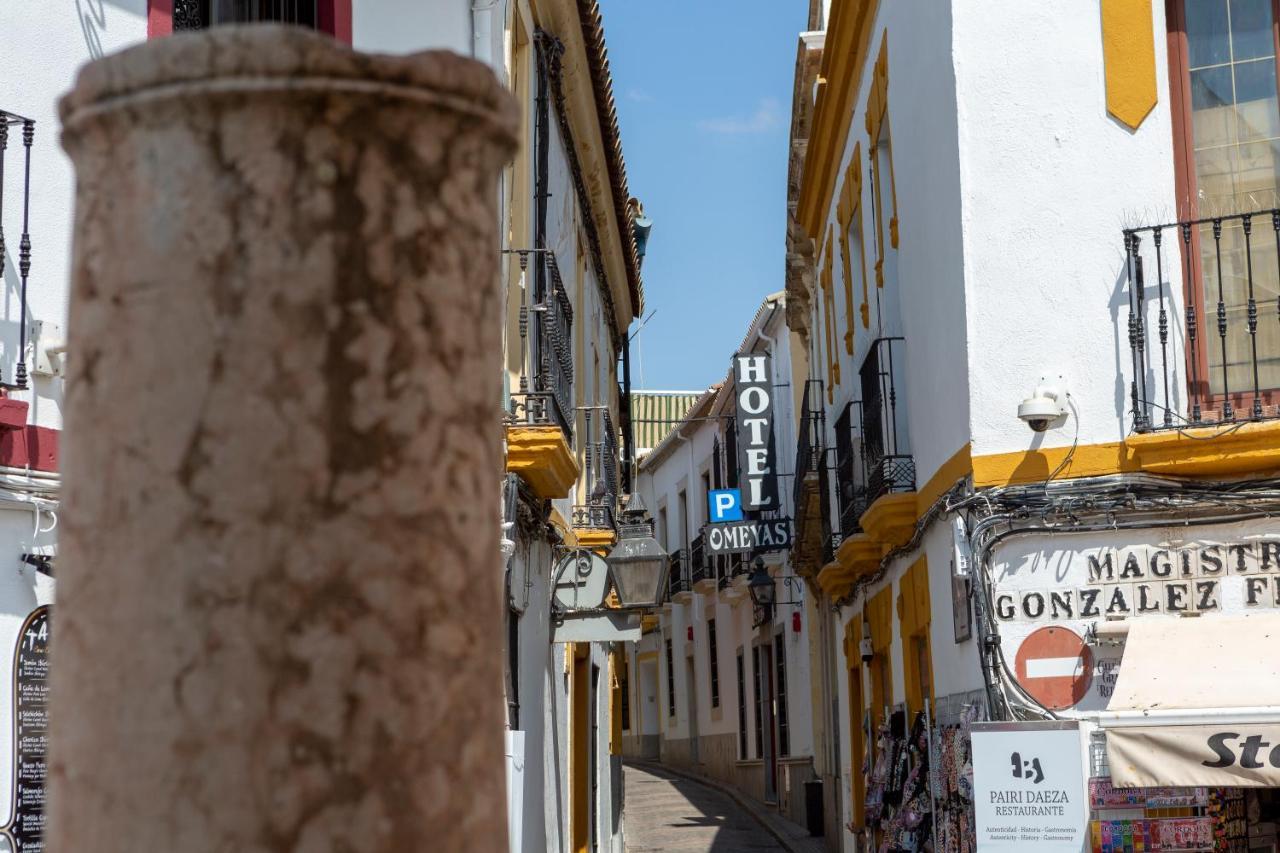 Hotel Los Omeyas Kordoba Bagian luar foto
