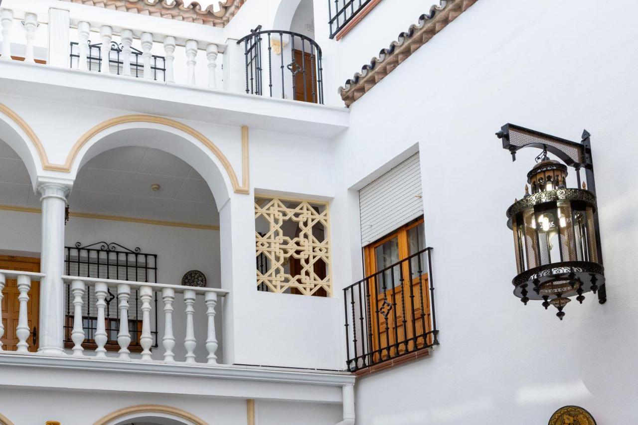 Hotel Los Omeyas Kordoba Bagian luar foto