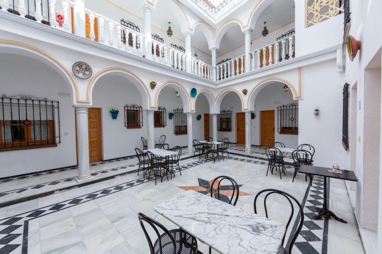 Hotel Los Omeyas Kordoba Bagian luar foto