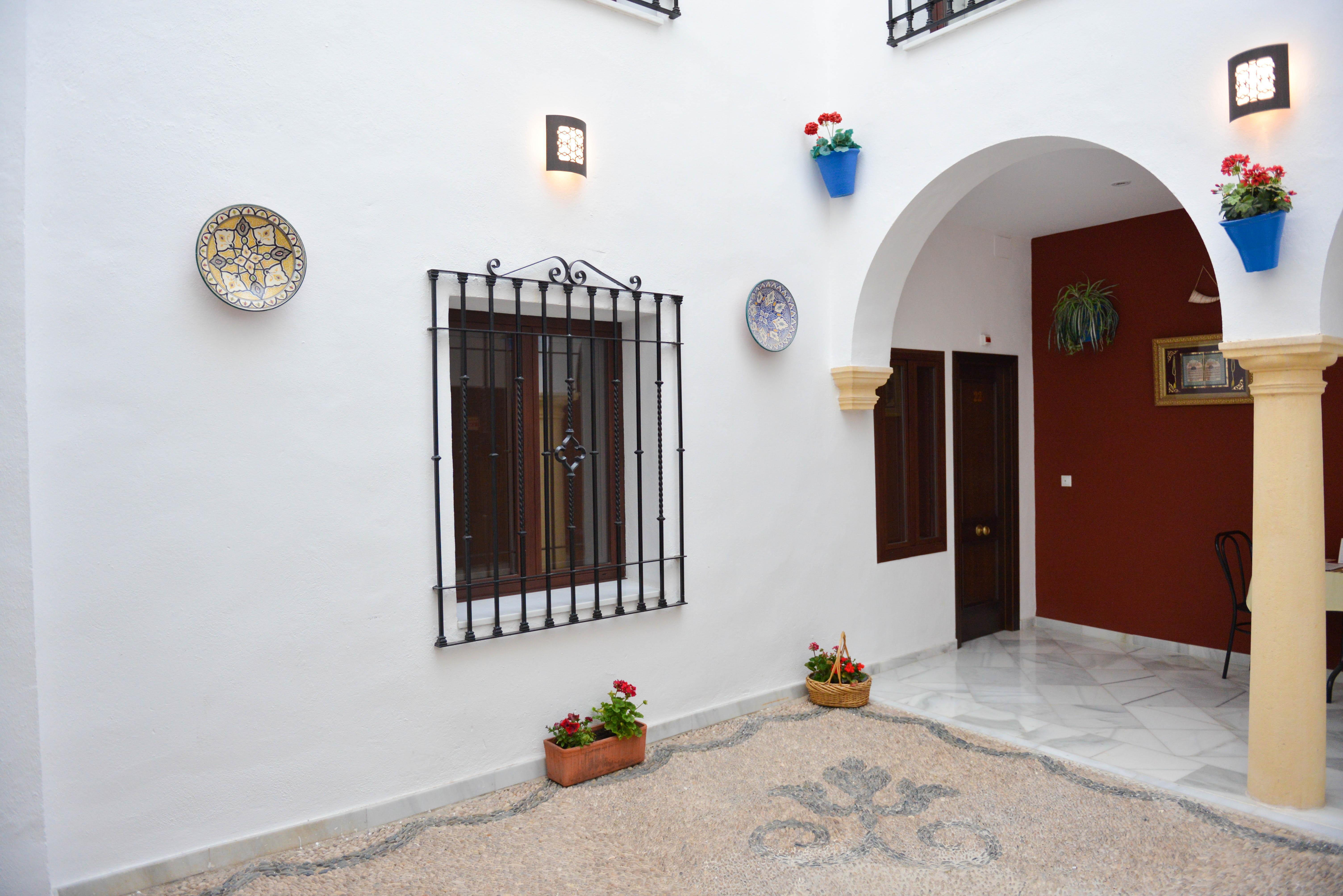 Hotel Los Omeyas Kordoba Bagian luar foto