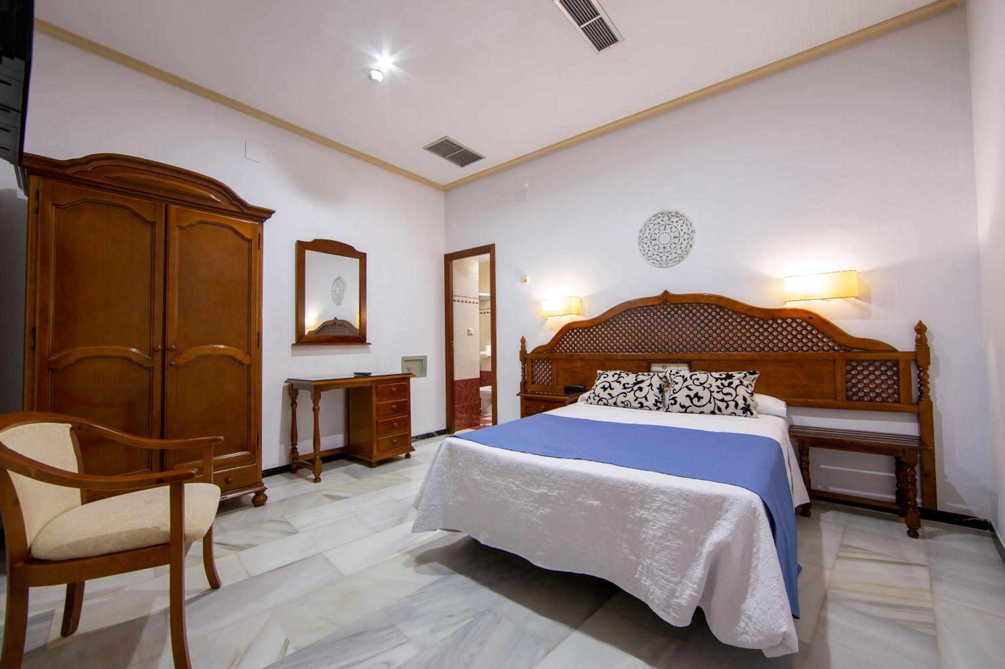 Hotel Los Omeyas Kordoba Bagian luar foto