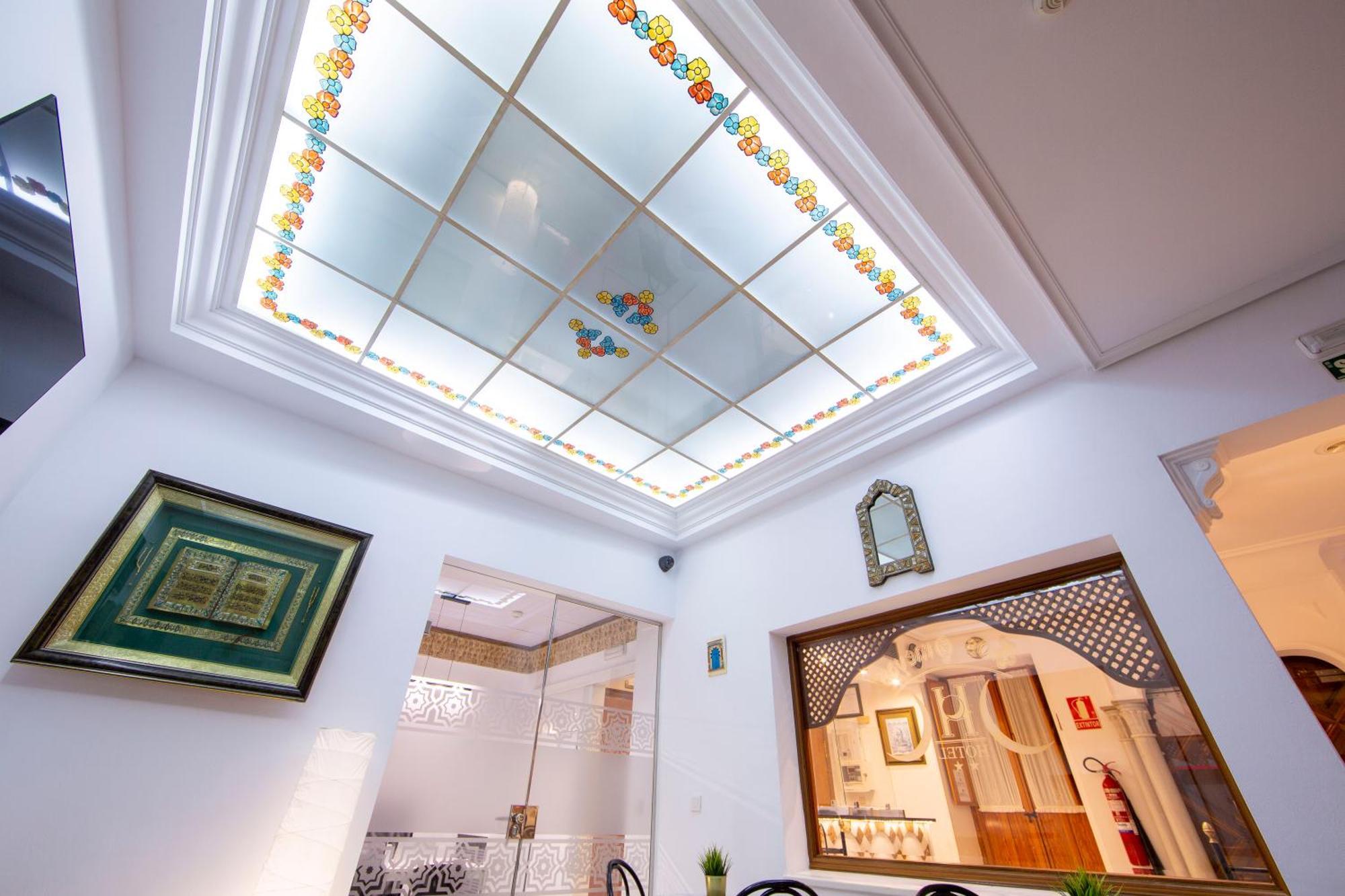 Hotel Los Omeyas Kordoba Bagian luar foto